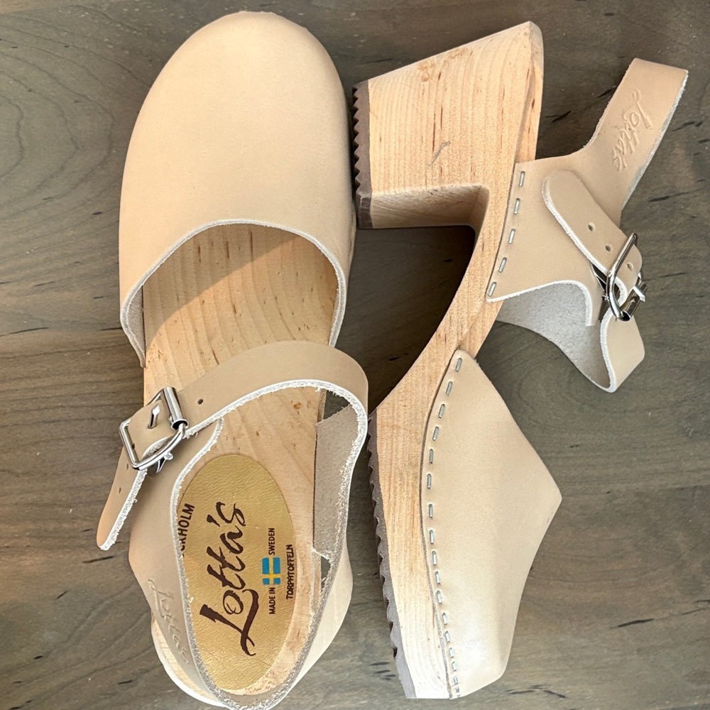 Lotta’s from Stockholm Cream Leather Clog Sandals with Buckle Size Euro 40 US9